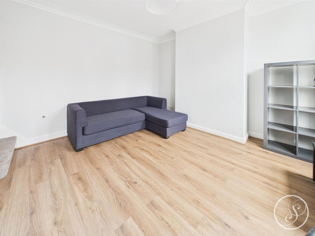Property photo 2 of 11 Cam02071G0-Pr1014-Still001.Jpg
