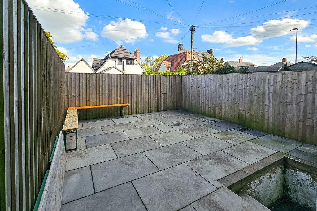 Property photo 3 of 23