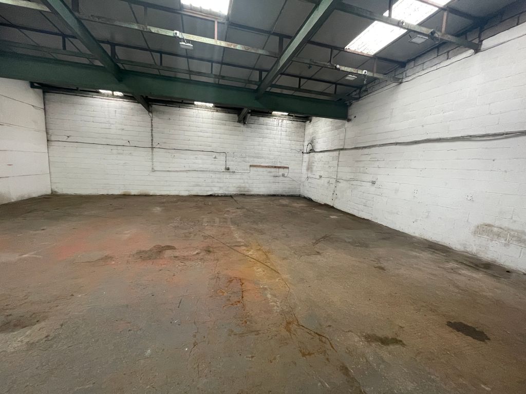 Property photo 1 of 5