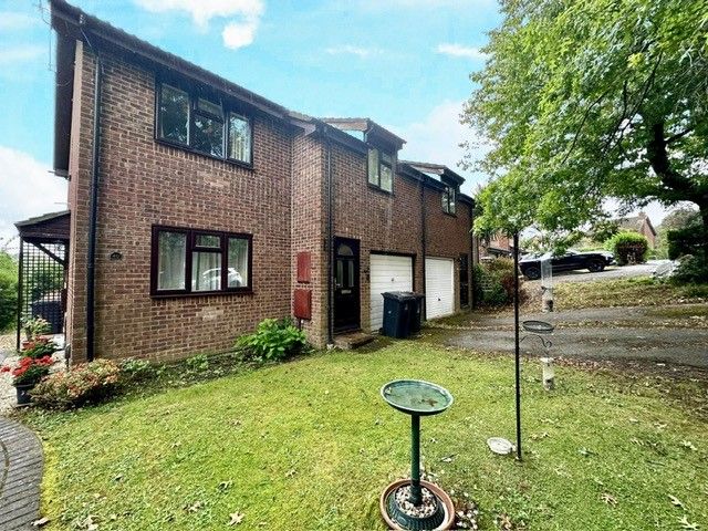 Property photo 1 of 9