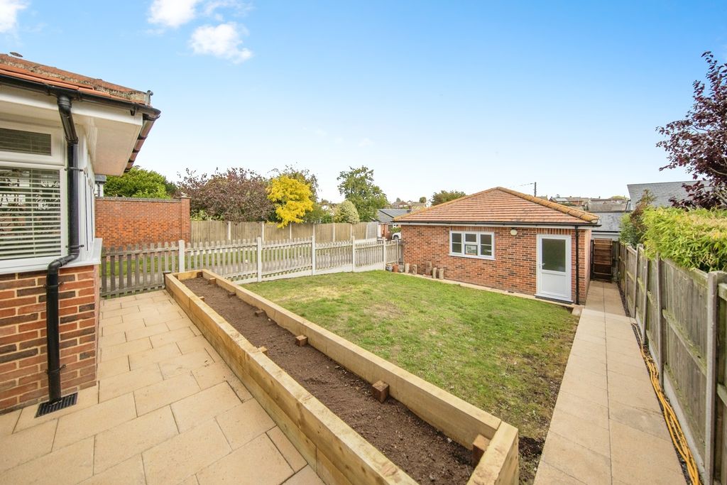 Property photo 2 of 17 Photo