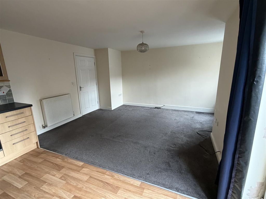 Property photo 2 of 7 Img_8411.Jpg