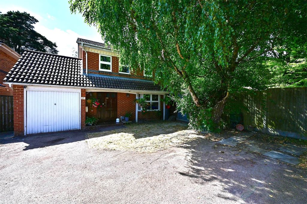 Property photo 1 of 12 Picture No. 14