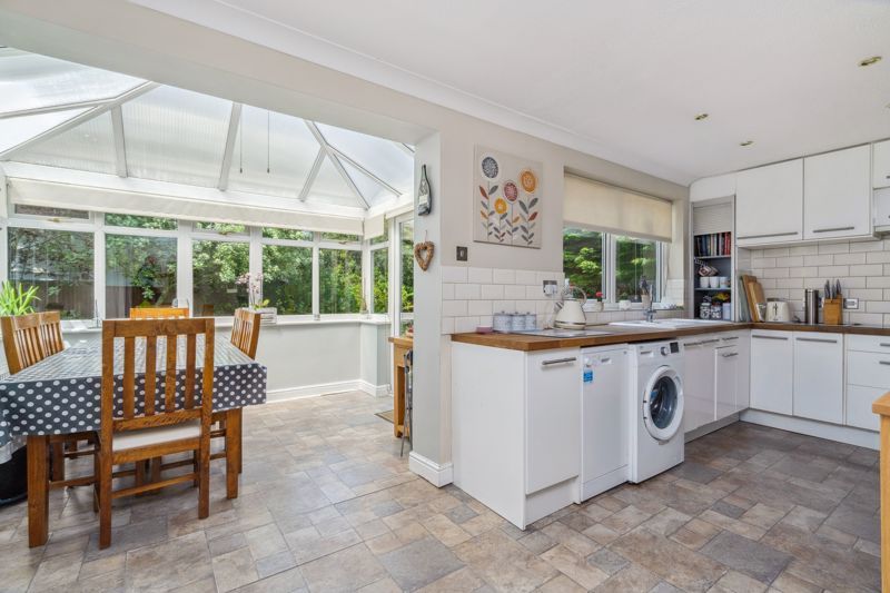 Property photo 3 of 16 Photo 9