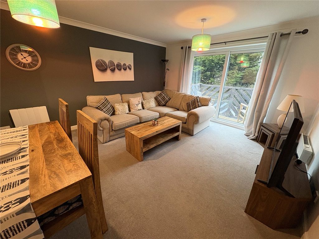 Property photo 3 of 10 Picture No. 06