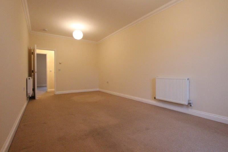 Property photo 3 of 10 Photo 7