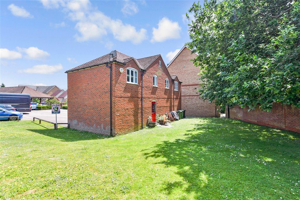 Property photo 3 of 10 Rear Elevation