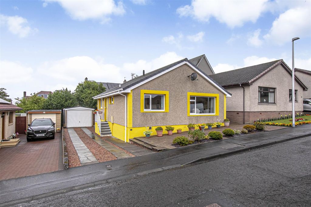 Property photo 1 of 31 Primary Property Image