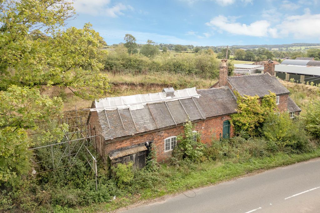 Property photo 2 of 7 Image