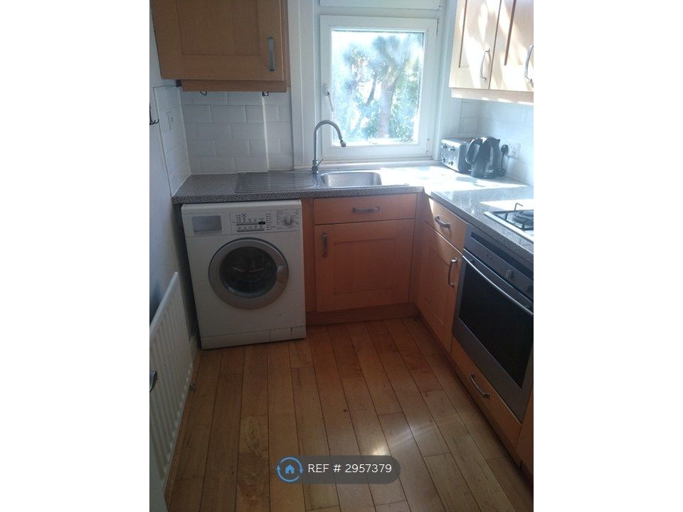 Property photo 1 of 4