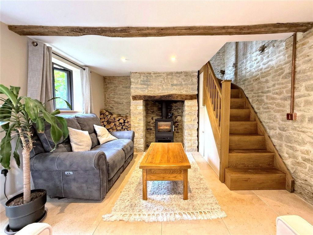 Property photo 2 of 21 Picture No. 44