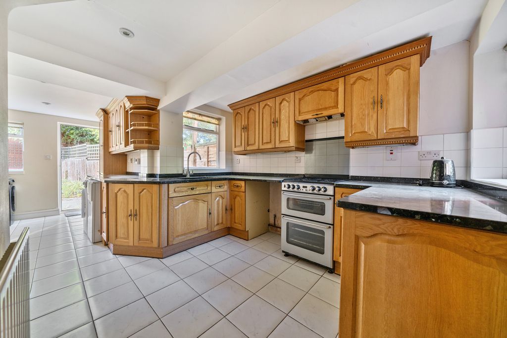 Property photo 3 of 26 1346425-12-68Bac3...