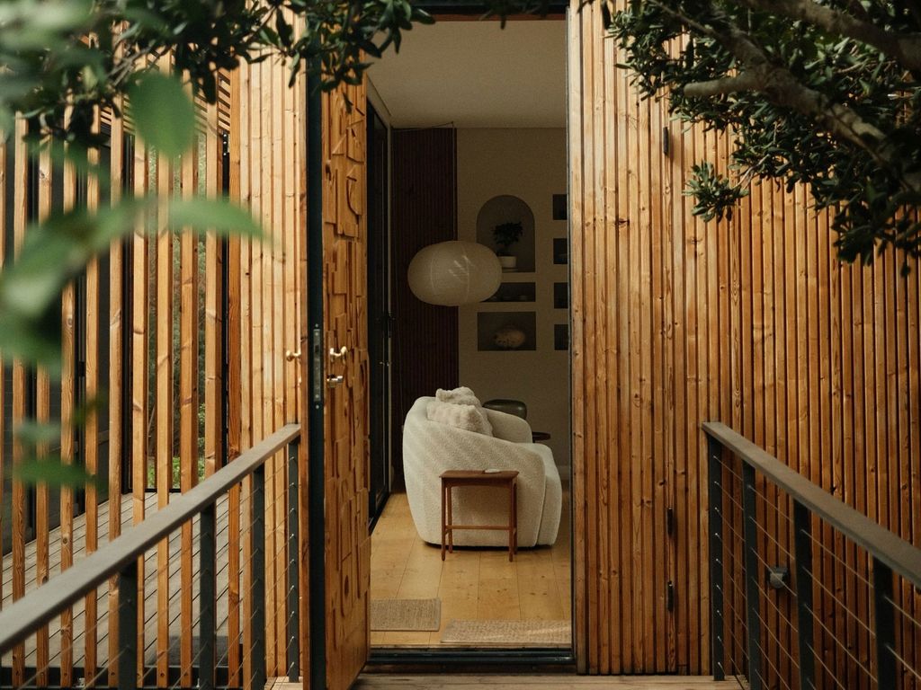 Property photo 3 of 17 Kn1724811