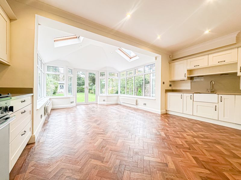 Property photo 2 of 17 Photo 9