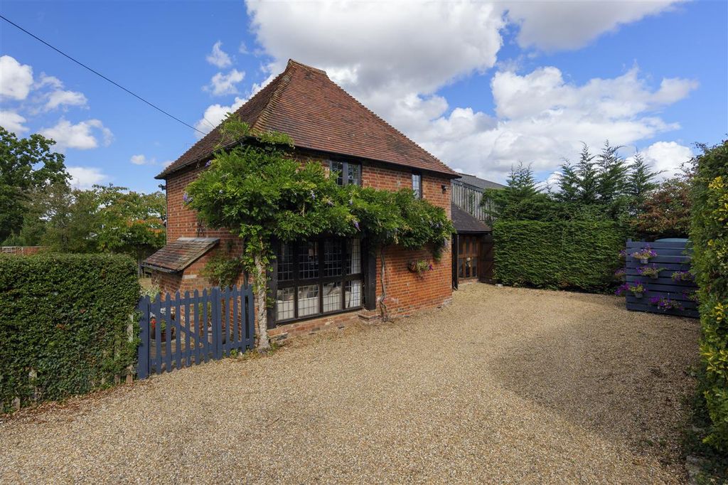 Property photo 3 of 32