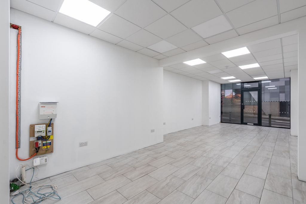 Property photo 3 of 4