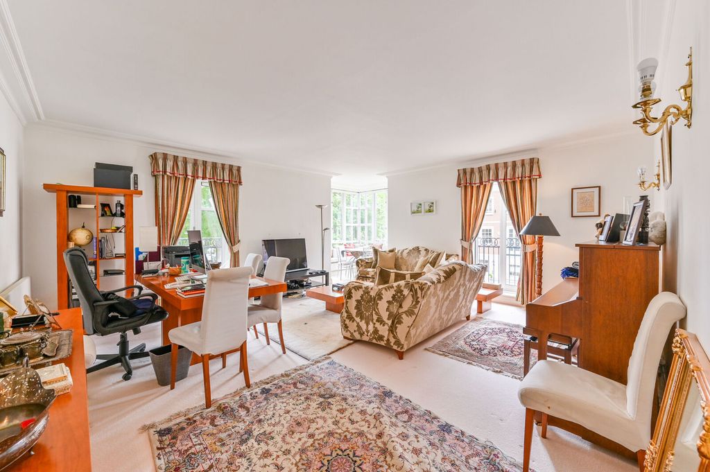 Property photo 3 of 14