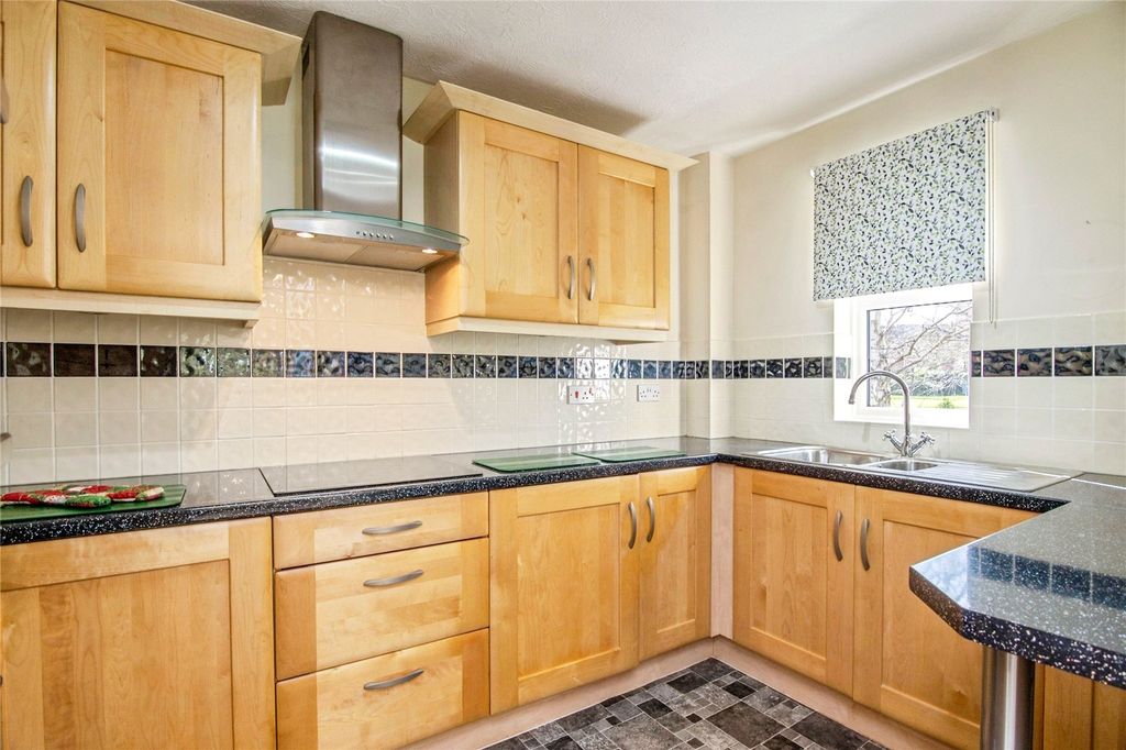 Property photo 2 of 13 Kitchen