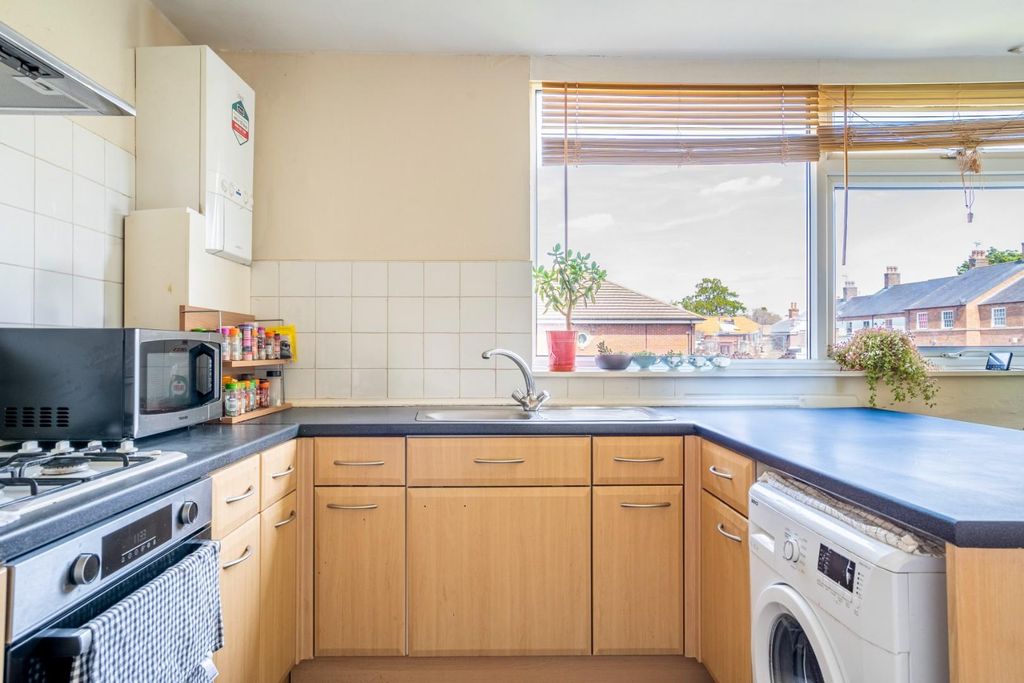 Property photo 2 of 9 14If-8.Jpg