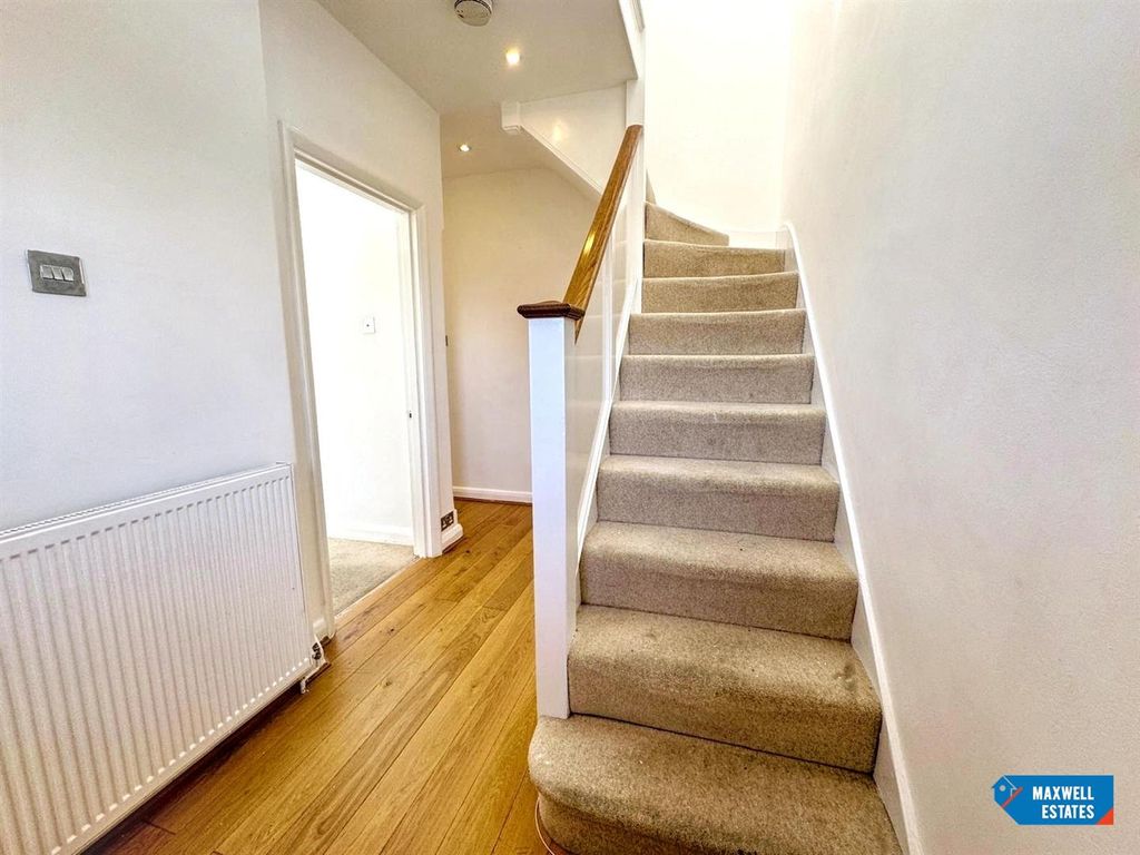 Property photo 2 of 16 2