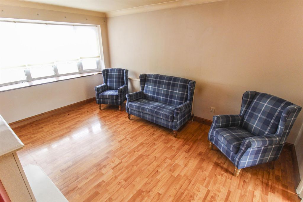 Property photo 2 of 22 Img_1163.Jpg