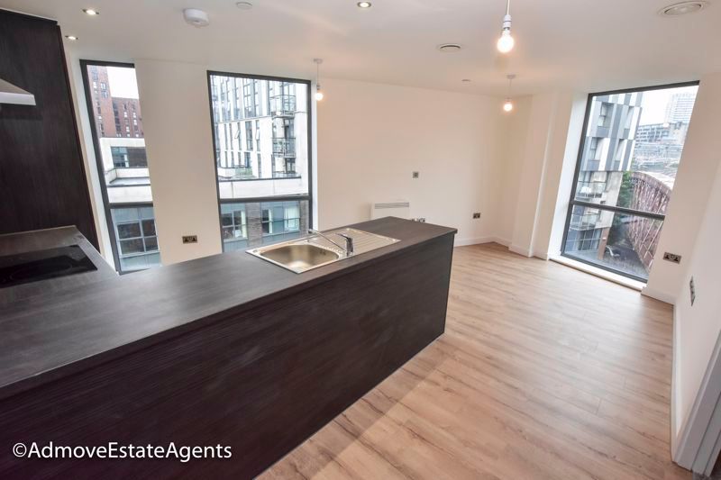 Property photo 1 of 12 Photo 9