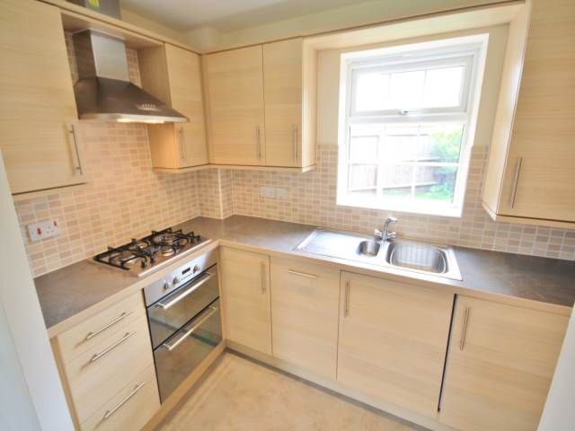 Property photo 3 of 9 Kitchen