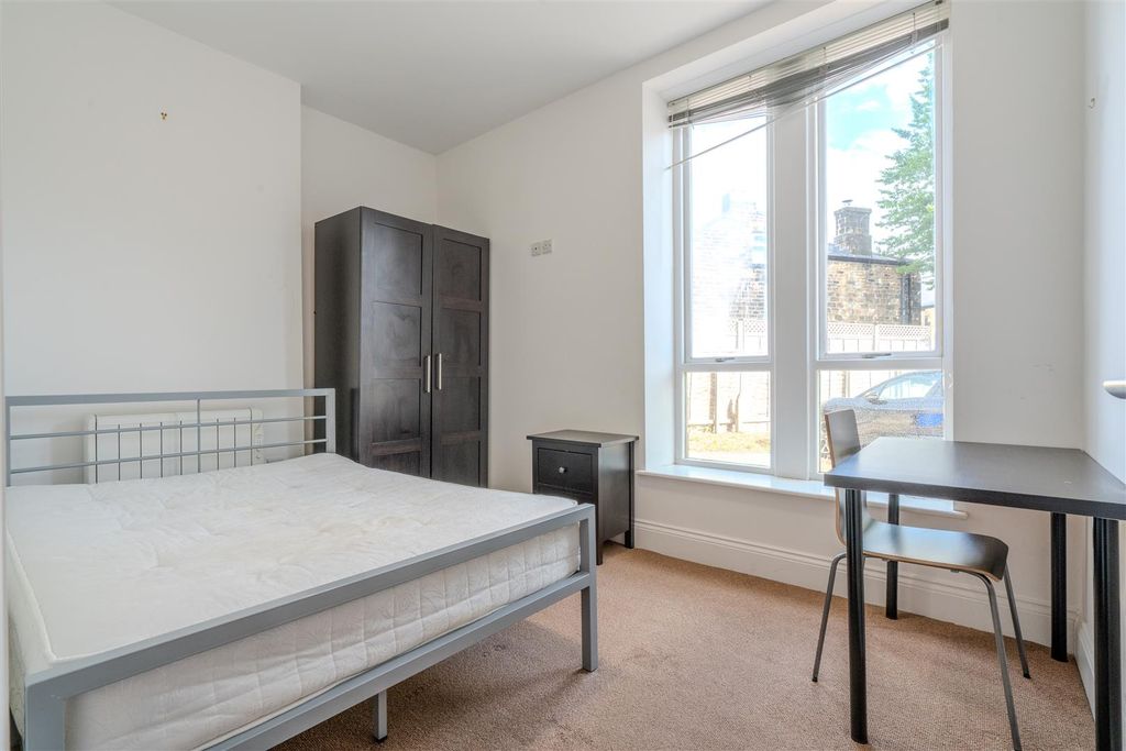 Property photo 2 of 6 _Ajh9501-Hdr.Jpg