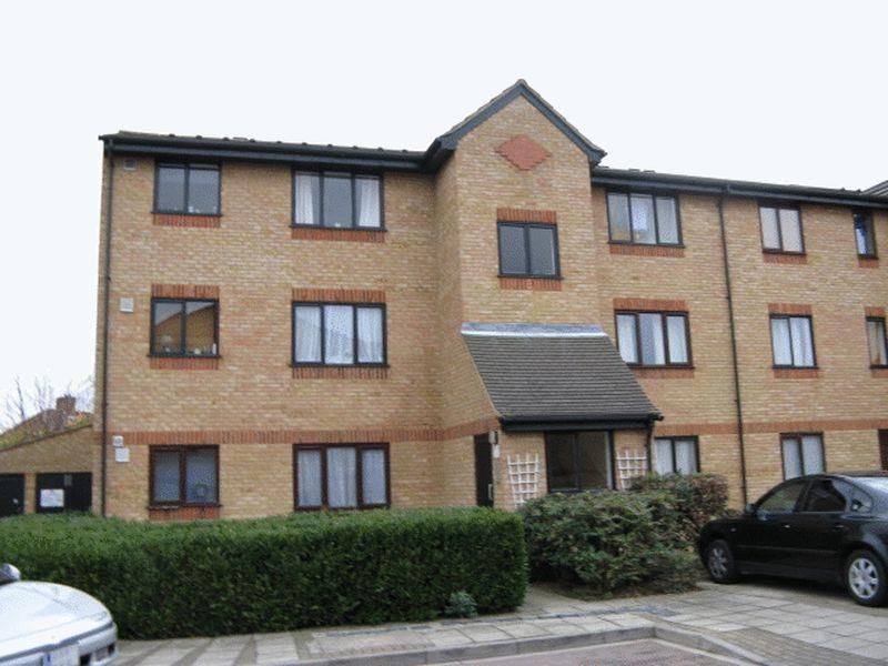 Property photo 1 of 5 Chartwellclose.Jpg