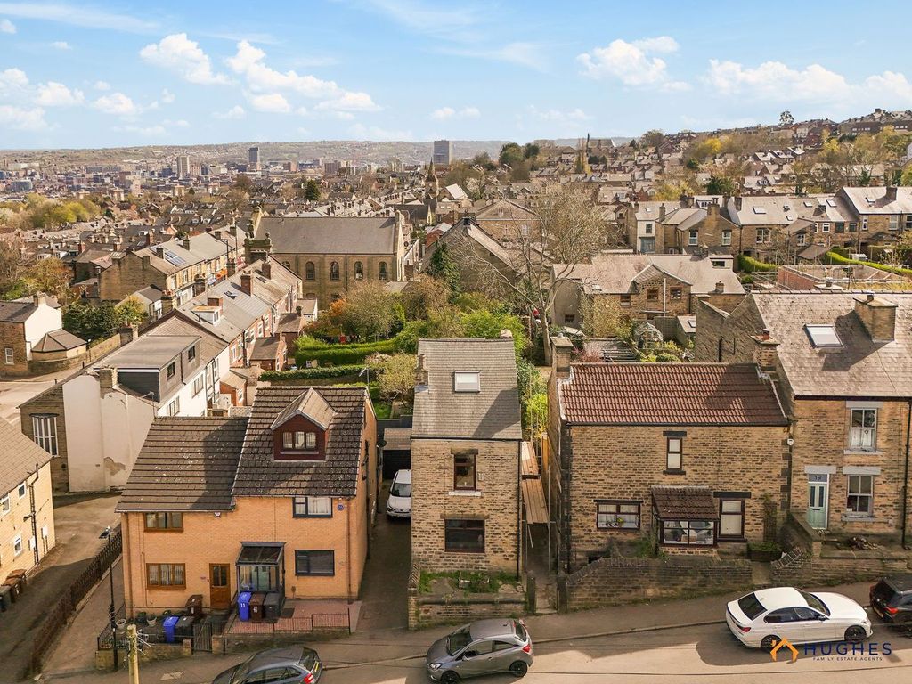 Property photo 1 of 31