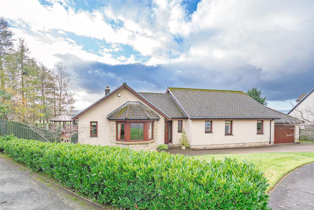 Property photo 1 of 39 73 Whitecraigs-31.Jpg