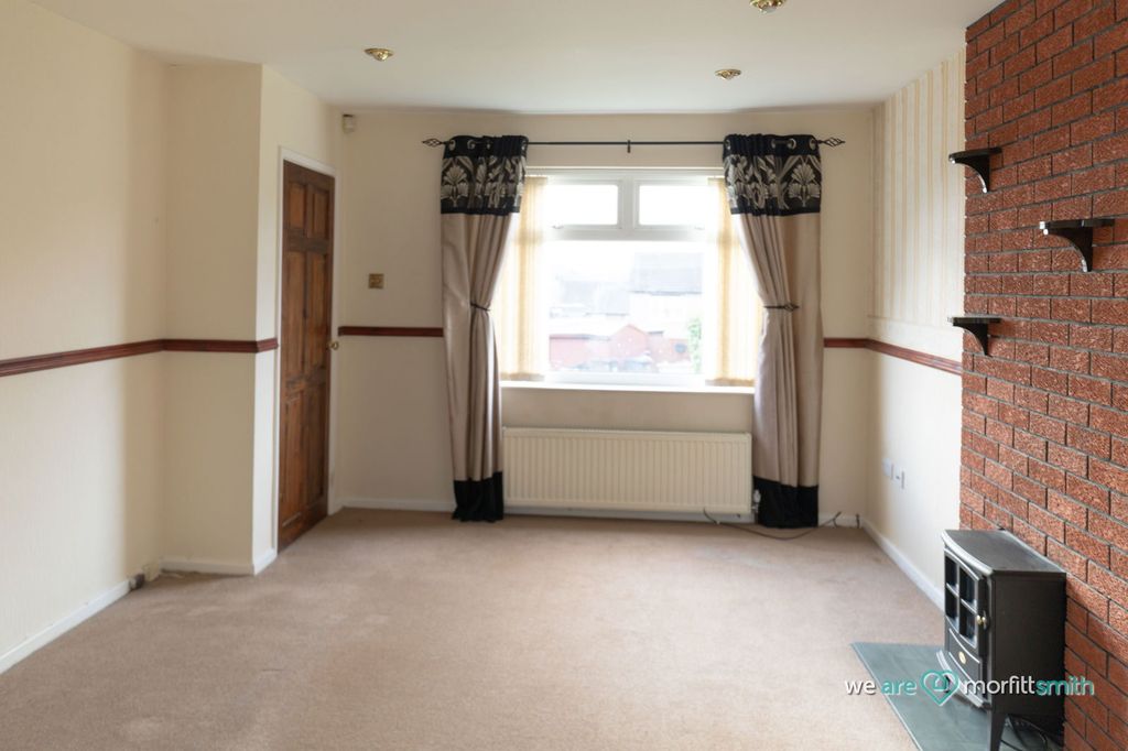 Property photo 3 of 30