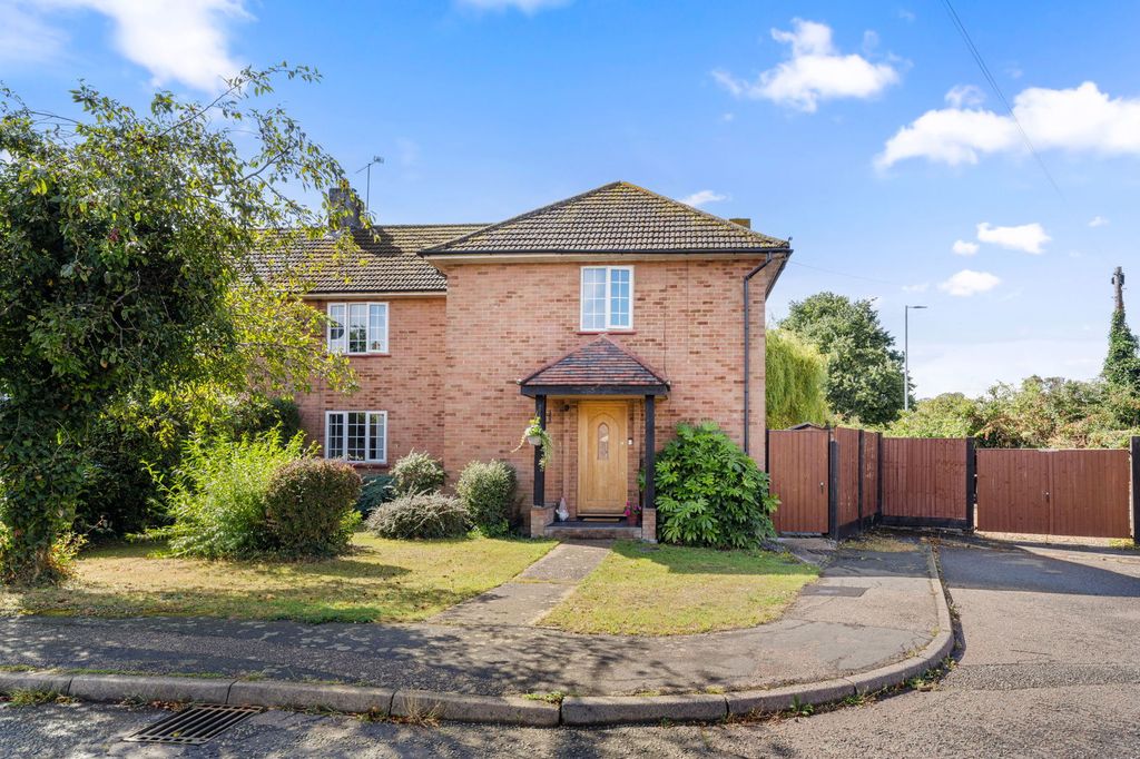 Property photo 1 of 32