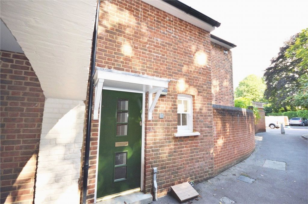 Property photo 1 of 8 Picture No. 27