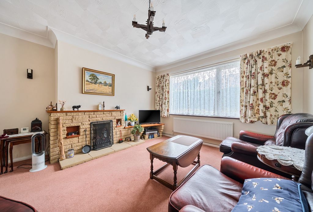Property photo 3 of 15 1342336-19-68A5A5...