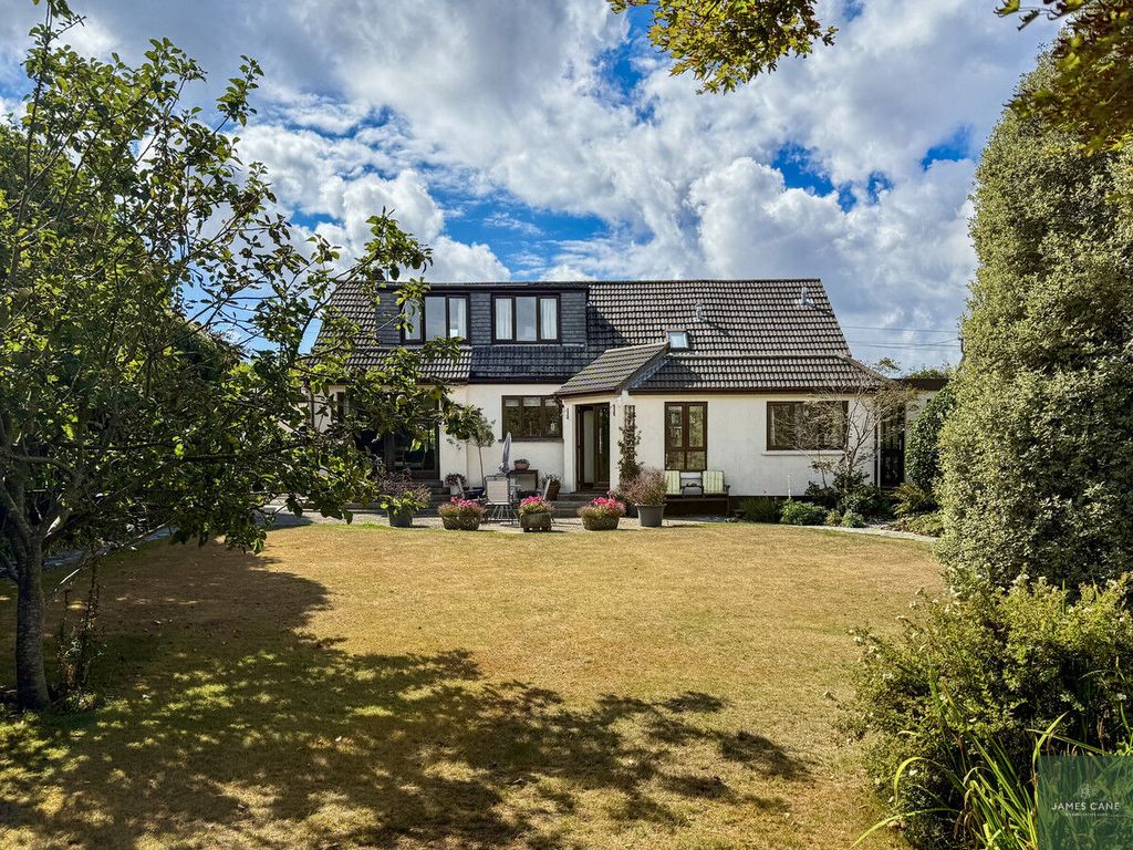 Property photo 1 of 24