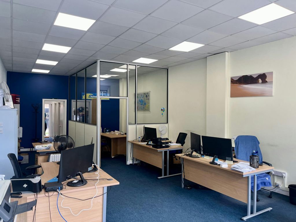 Property photo 3 of 7 Img_1342.Jpg