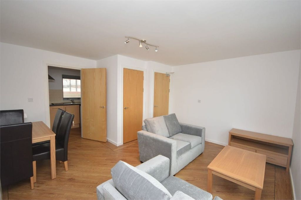 Property photo 2 of 6