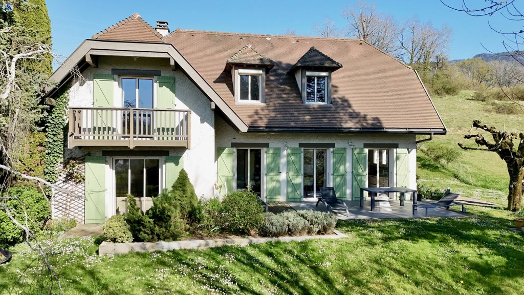 Property photo 1 of 23