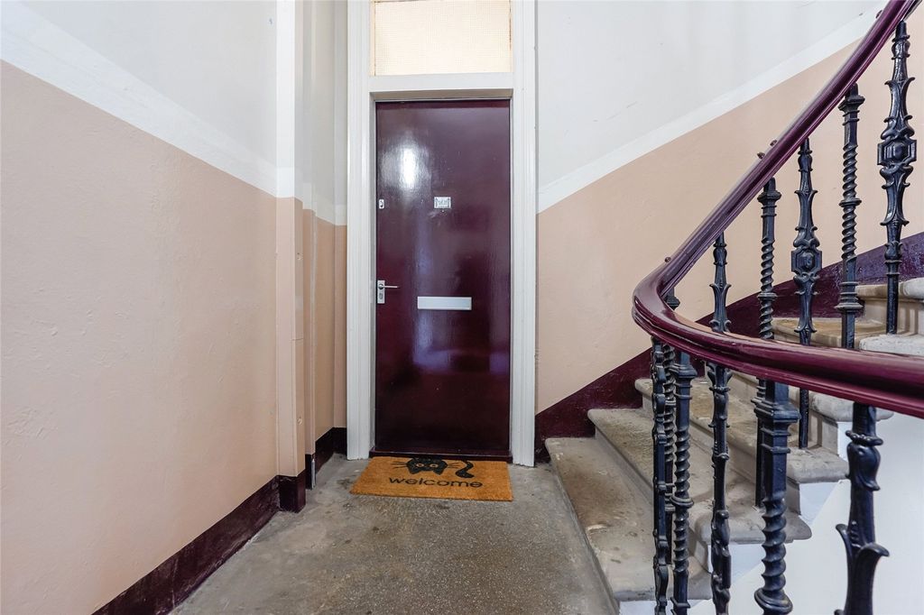 Property photo 2 of 12 Picture No. 03