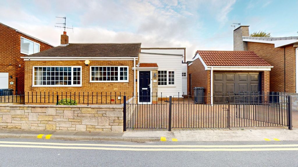 Property photo 2 of 33 4570465