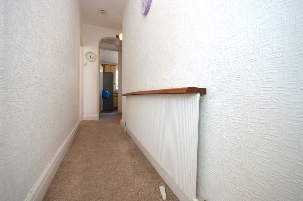 Property photo 3 of 17 Gallery