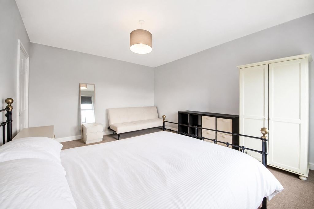 Property photo 2 of 9 2.Png
