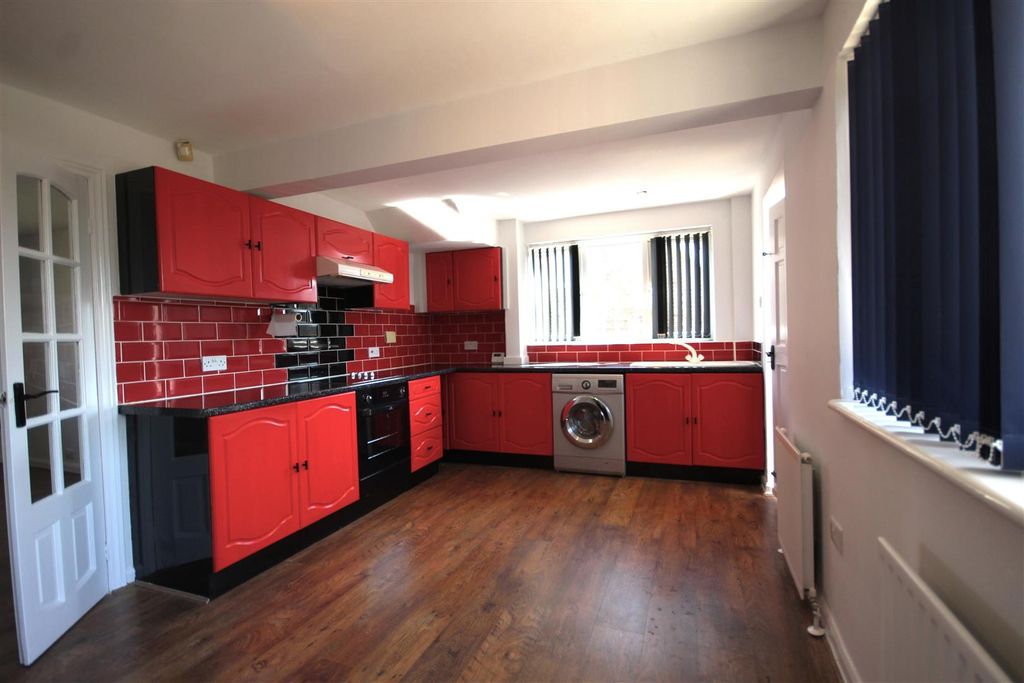 Property photo 3 of 15 Img_2874.Jpg