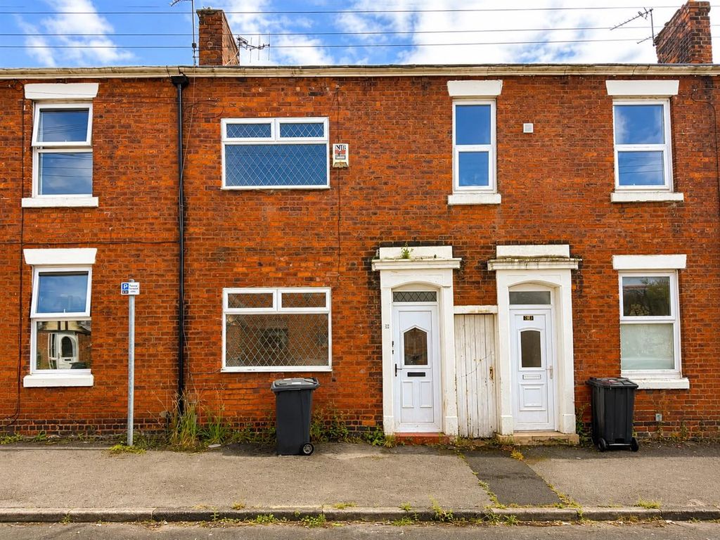 Property photo 3 of 10 8