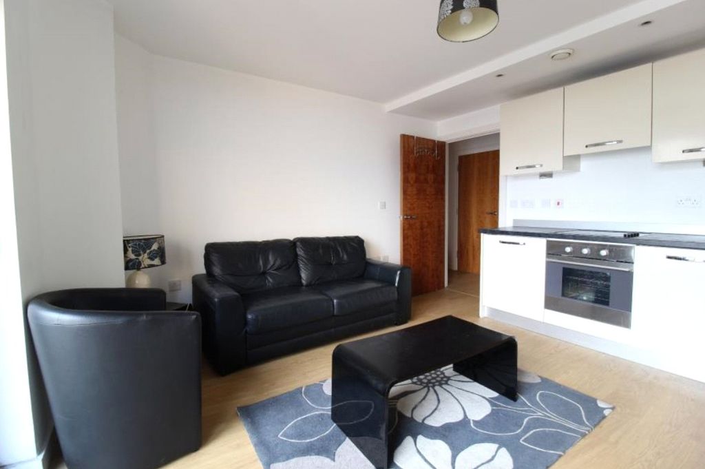 Property photo 2 of 7 Picture No. 05