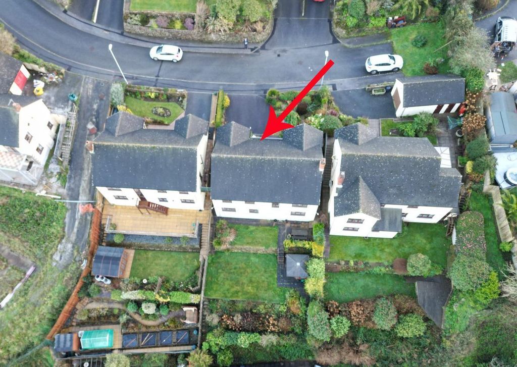 Property photo 2 of 20 Drone Arrow.Jpg