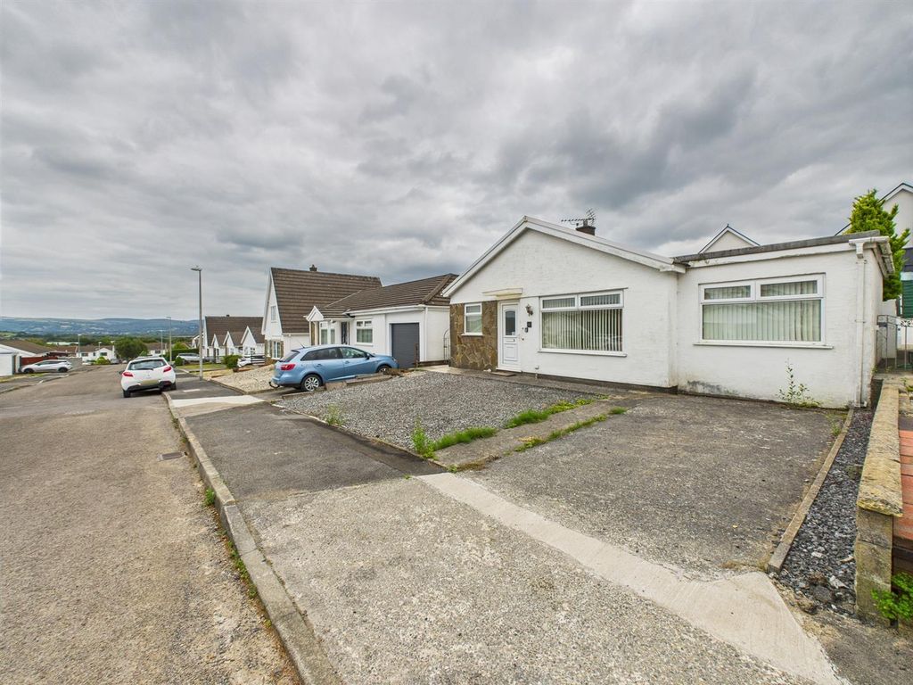 Property photo 1 of 17 Cam03055G0-Pr0258-Still016.Jpg