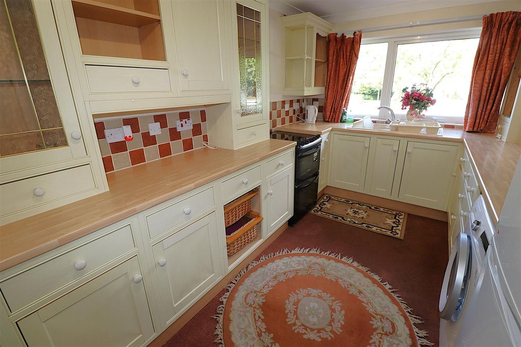 Property photo 3 of 13 Img_5075.Jpg