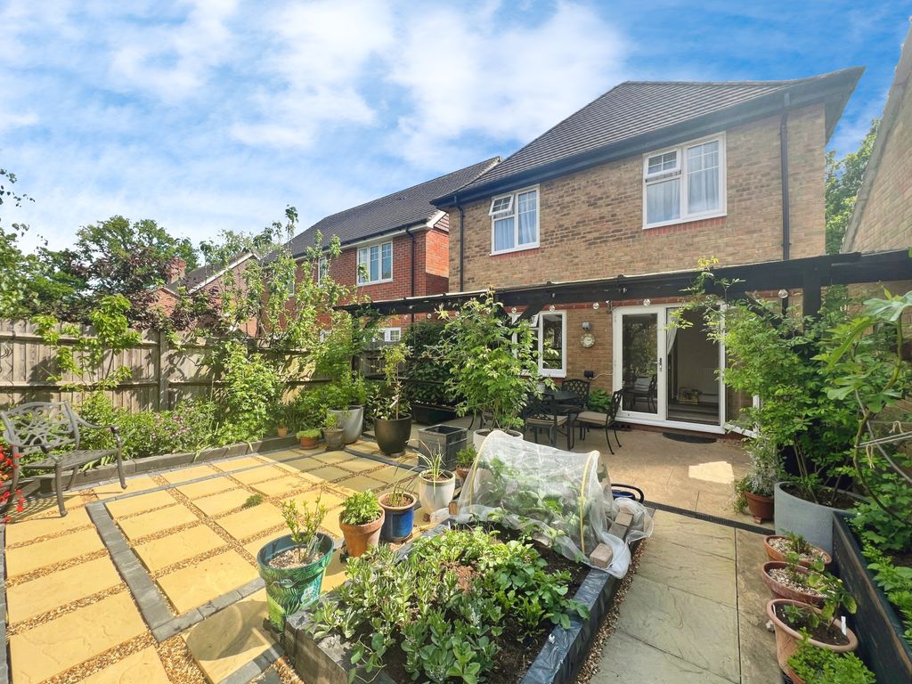 Property photo 1 of 24 Garden[